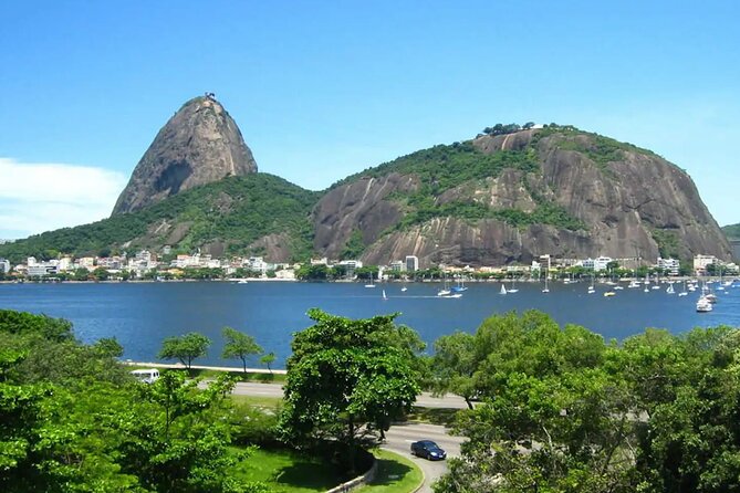 1-hour Watercolor Class with a View of Sugarloaf Mountain - A practical checklist before you sit down