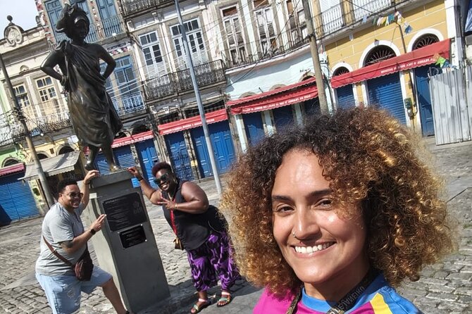 2 in 1: Private Favela & Little Africa- The Full African History! - A Private Route That Links Rio’s Viewpoints to Little Africa