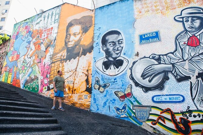 2 in 1: Private Favela & Little Africa- The Full African History! - The Opening Context Stops: Park, Founder, and WWII Memorial