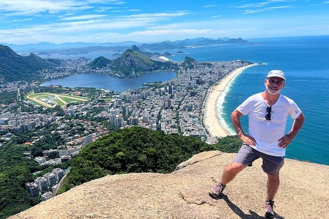 2h30 circuit in the Vidigal Favela - Stop 2, Vidigal Local Break: A Quiet Pause With a Real View
