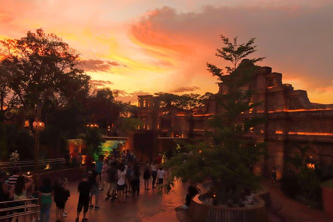 3 Borders Landmark - A Quick Look at the Surrounding Attractions Inside the Landmark