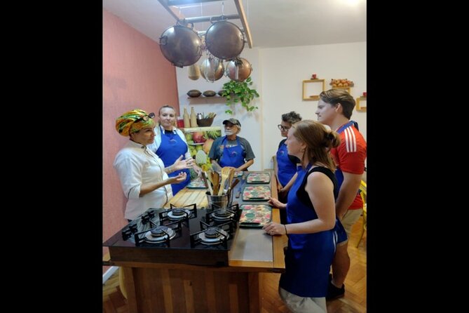 3-Hour Brazilian Cooking Class in Rio de Janeiro - Chef Simone and the small-group advantage