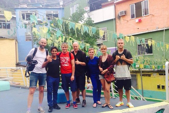 3 Hour Rocinha Favela Walking Tour with a Local Guide - The downhill walk: distance, steps, and comfort rules