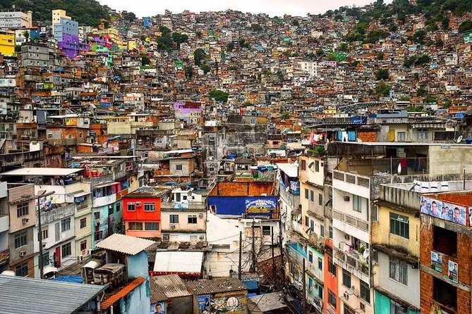 3 Hour Rocinha Favela Walking Tour with a Local Guide - Getting picked up: beach timing and how to plan your afternoon