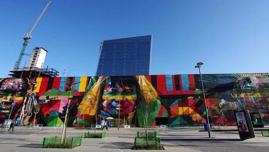 3-Hour Urban Arts Walking Tour - Meet in Cinelandia, then ride Rio’s VLT toward the mural zone