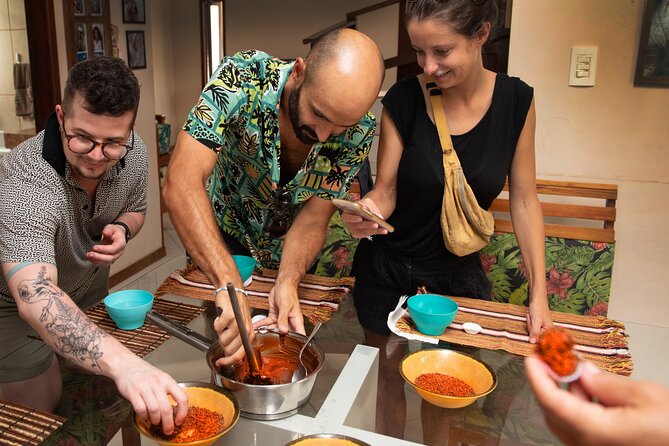 4h Cooking Class in Salvador with 9 Recipes & Bottomless Drinks - Bottomless Drinks and a Homemade Caipirinha Turn Dinner Into a Conversation