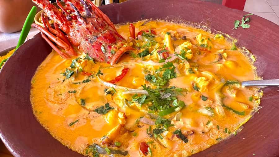 Afro-Brazilian Roots Private City Tour in Salvador - Acarajé tasting: one stop, big meaning