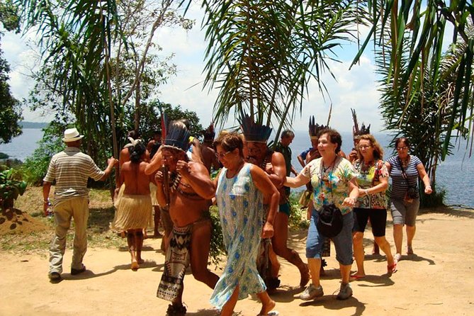 Amazon Experience: meet a native village and swim with porpoises - Should you book the Manaus meet-a-village swim-with-porpoises tour?