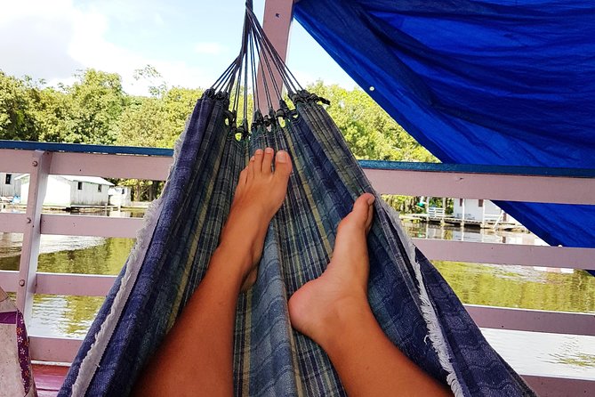 Amazon River Boat Adventure from Manaus - Day 1: Meeting of the Waters, January Lake floating homes, and igapós canoe time