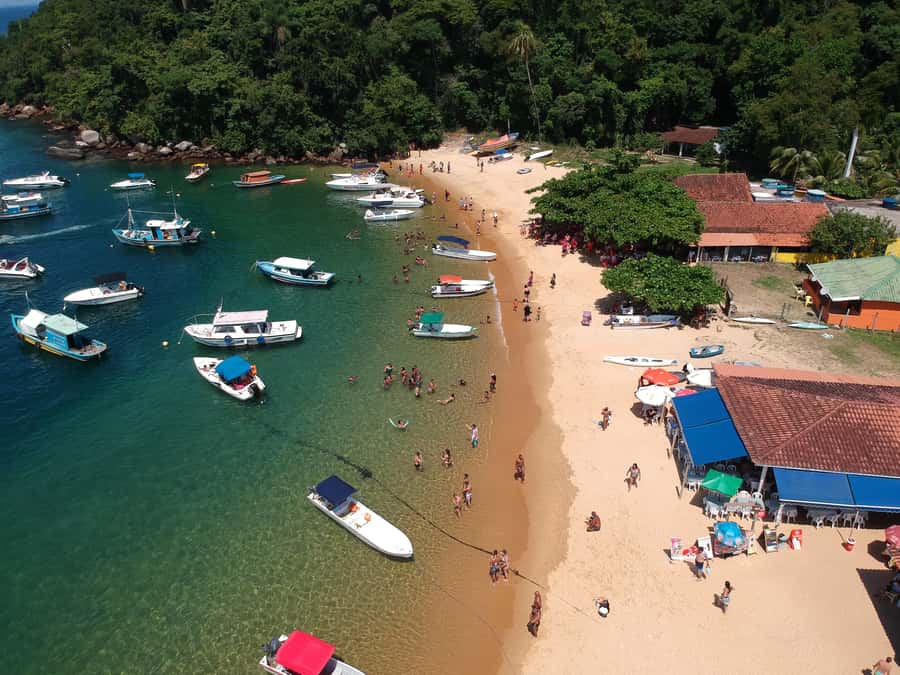 Angra dos Reis: 5-Stop Ilha Grande Speedboat Tour - Lagoa Azul: the natural aquarium stop for snorkeling and fish-spotting
