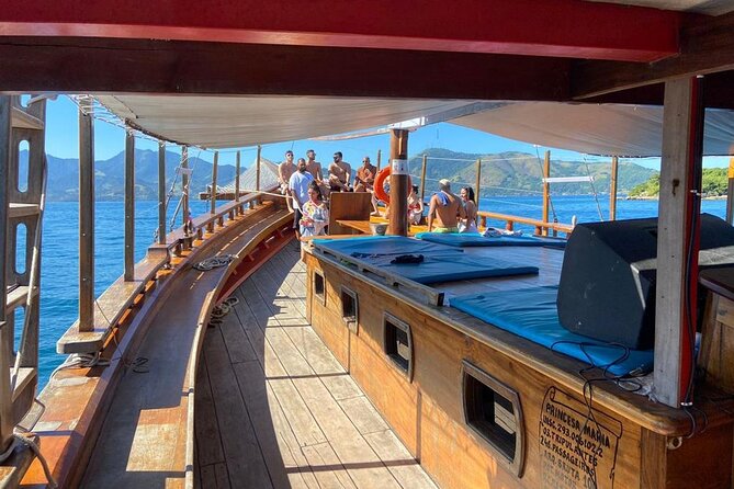 Angra dos Reis Boat Tour with Lunch - Cataguas Island: easy “Caribbean” vibes without the flight