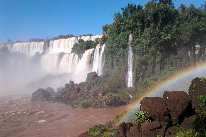 Argentine Iguazu Falls + City Tour + Tri-Country Corner - Timing, heat, and why showing up before opening is smart