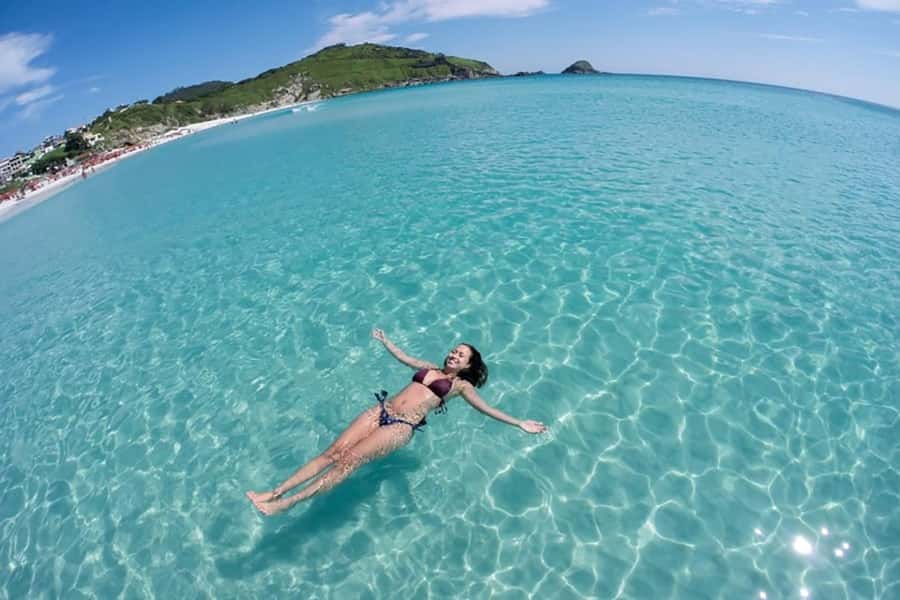 Arraial do Cabo, Brazil's version of the Caribbean. - Praia do Forno: your first taste of Arraial do Cabo on land