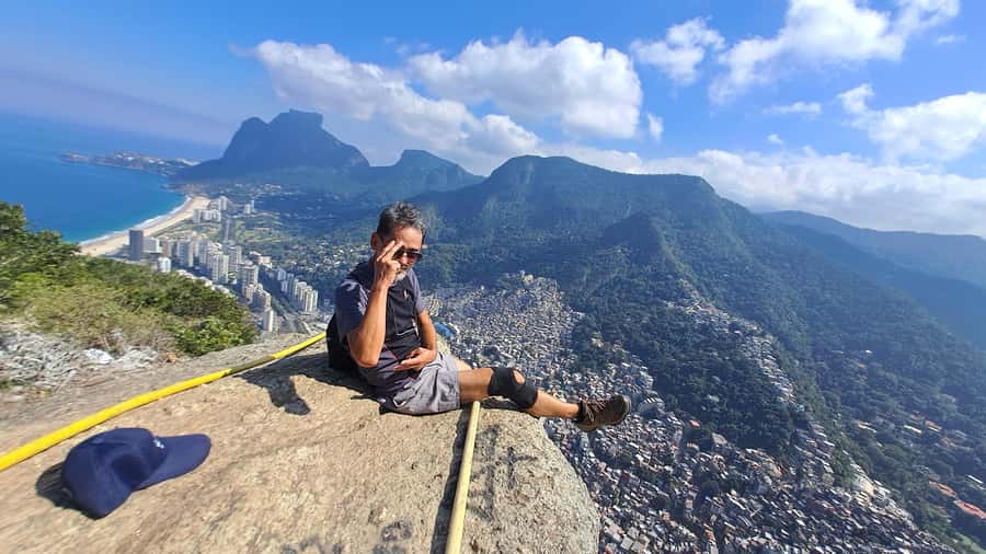 AVenturismo 2 Irmãos hill + Vidigal Favela - From Av. Pres. João Goulart to Vidigal’s main entrance