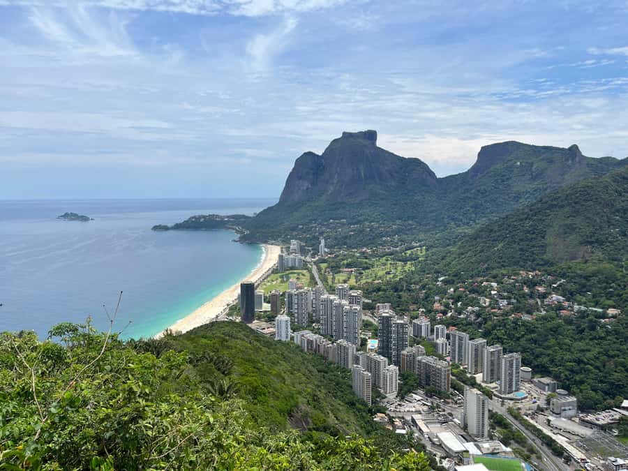 AVenturismo 2 Irmãos hill + Vidigal Favela - Price and value: what $48 buys in a 4-hour half-day