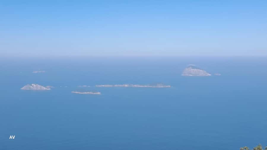 AVenturismo Christ Redeemer - The climb to Corcovado and the moment Rio opens up