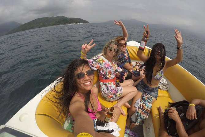 Bebel Ilha Grande - Receptive - Beach stops, fish sightings, and turtle time