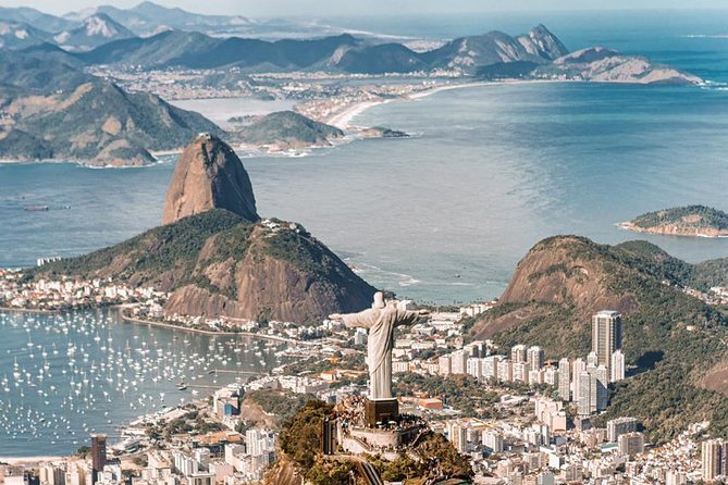 Best of Rio Private Tour with Photo experience - Christ the Redeemer: The Statue + The View Plan