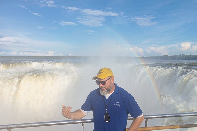 Beyond Iguassu Falls, visit Iguassu Falls with the best company - Iguassu Falls from two sides, in one smooth rhythm