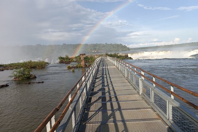 Beyond Iguassu Falls, visit Iguassu Falls with the best company - Private transportation and timing: where value really comes from