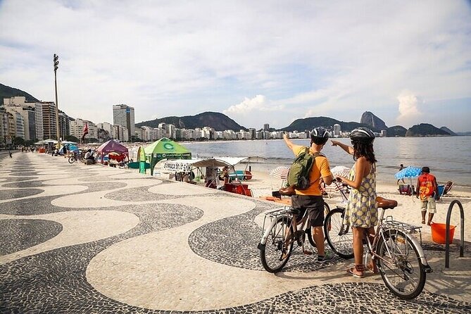 Bike Tour Of Rio - Beaches and Lagoon - Stop 2: Copacabana Beach for the full coastline feeling