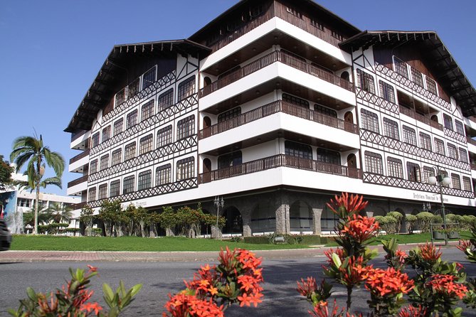 Blumenau City Tour from Balneário Camboriú - Alameda Duque de Caxias, the palm-lined street with 1876 roots