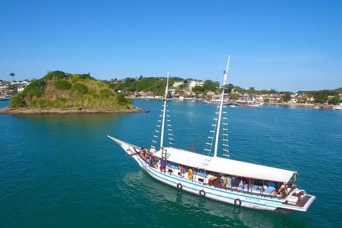 Boat Tour in Buzios with Lunch - Azeda and Azedinha: natural pools from the rocks and easy bathing