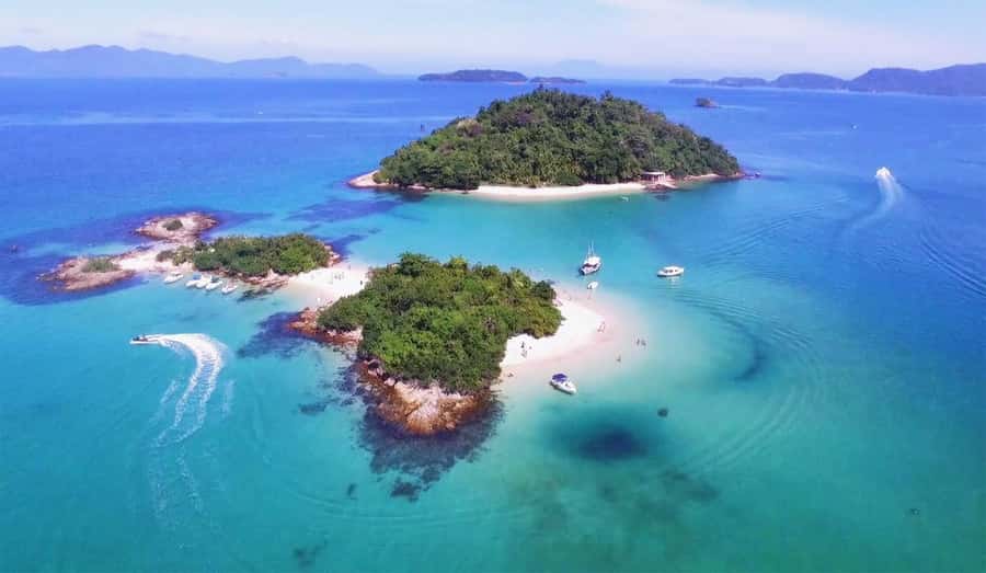 Boat tour of the beaches and natural monuments of Arraial do Cabo - Price and logistics: is the $90 ticket worth it?