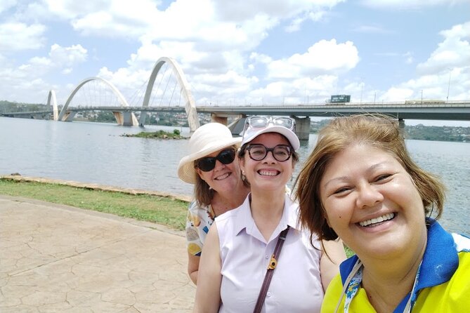 Brasilia City Highlights Tour with Guide - Catedral Metropolitana: Brasília’s iconic 1970 symbol