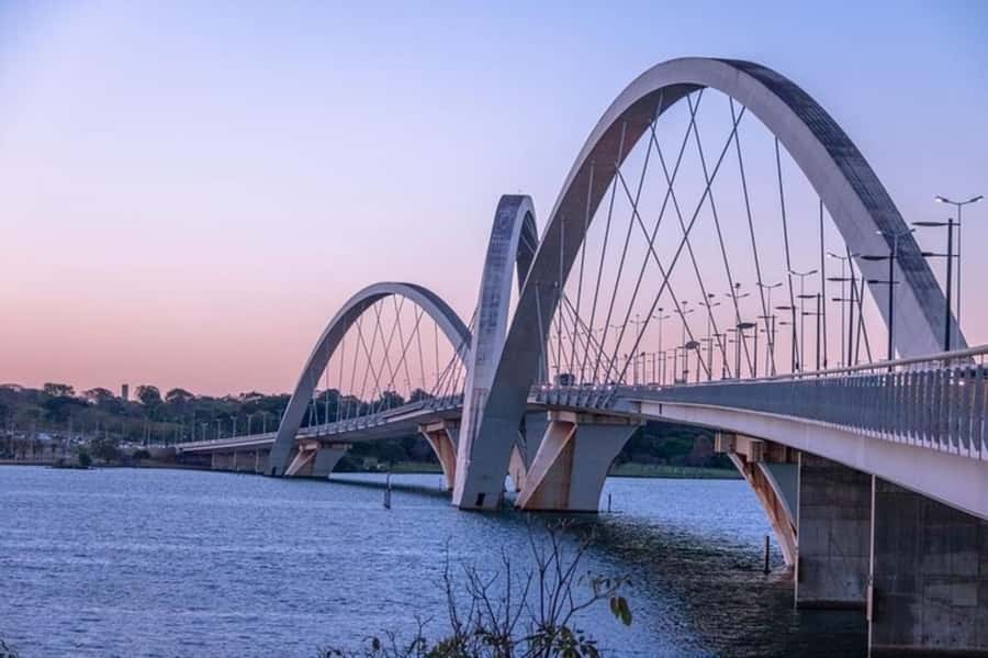 Brasilia : Private Custom Tour with a Local Guide - A 3-Hour Private Walk That Makes Brasilia Make Sense