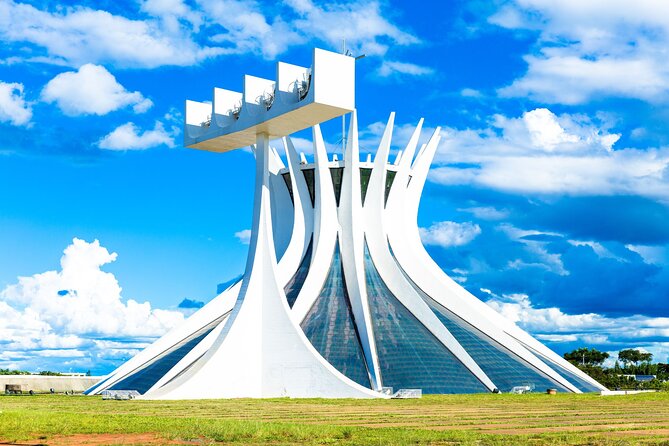 Brasilia Private Custom Walking Tour With A Guide (Private Tour) - Crossing Lake Paranoá on the JK Bridge (and reading the city’s layout)