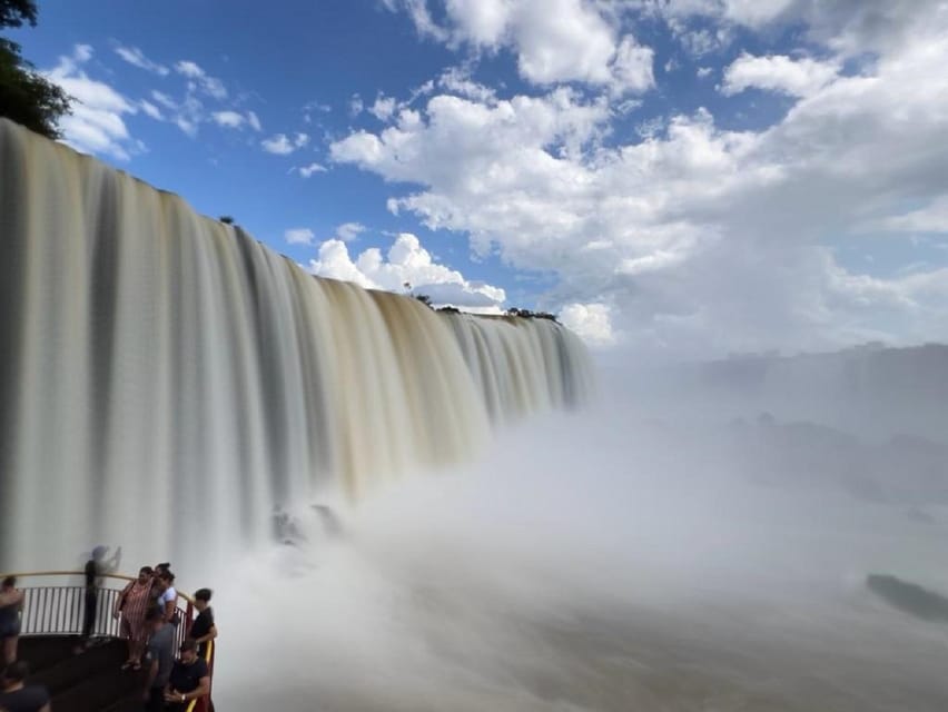 Brazilian Falls & Macuco Safari: transfer with ticket - Private pickup and crossing the Iguaçu area without the hassle