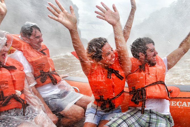 Brazilian Falls With Macuco Safari Boat - Languages: English, Spanish, Portuguese, and What to Expect from a Bilingual Guide