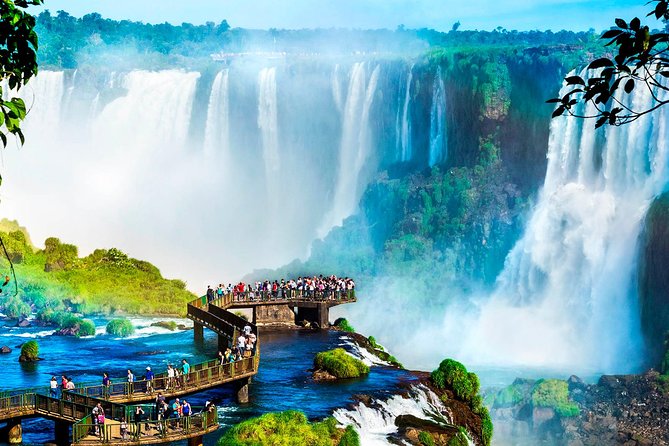 Brazilian Falls with Ticket and Transport (Foz do Iguaçu) - 9:30 am pickup plus the Chocolate Casero timing that sets your day up