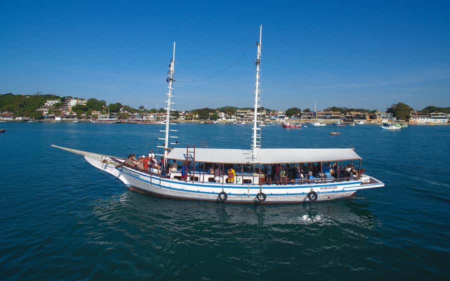Búzios: Full-Day Shore Excursion by Land and Sea with Lunch - Land and Sea in Búzios, in 6 Hours