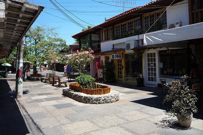 Buzios with Boat Tour and Lunch - Orla Bardot and Rua das Pedras: where the town charm shows up
