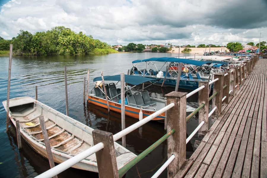 Caburé - Boat tour on the Rio Preguiças - Vassouras Stop and the Small Lençóis Moment
