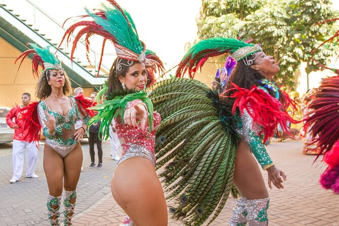 Carnaval Experience: Backstage Tour at Samba City with Cocktail - Costume try-on and photos: where the magic turns hands-on