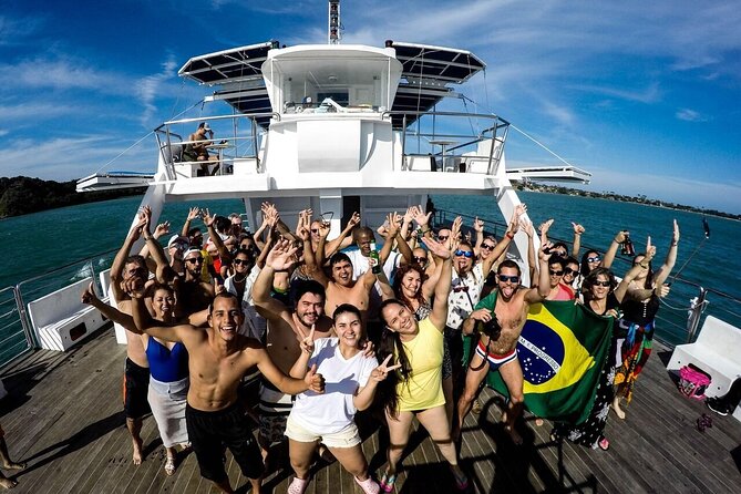 Catamaran Boat Tour in Búzios - Where you meet at 11:30 and how to avoid the most common hiccup