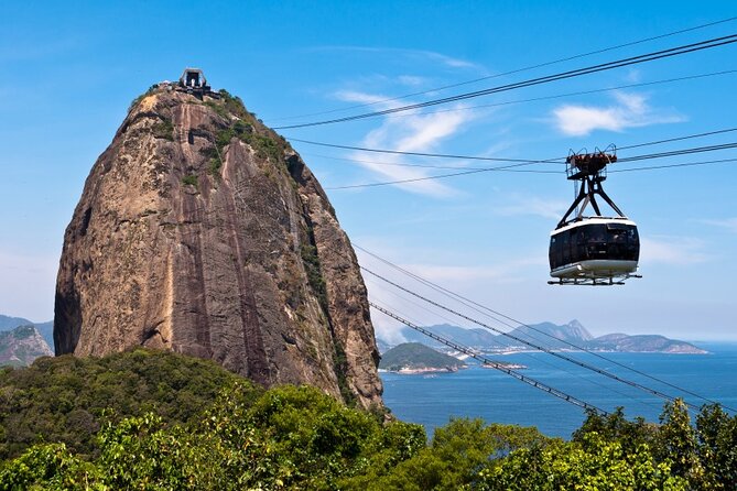 Christ the Redeemer & Sugarloaf: Rio City Tour with Lunch - Morning start, hotel pickup, and why the van matters