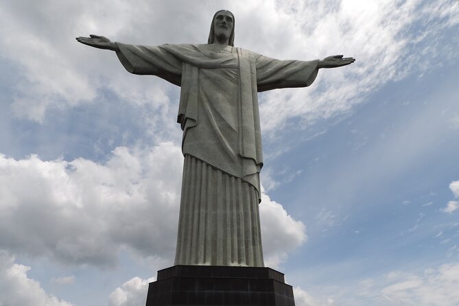 City Tour of Rio de Janeiro con ingressi e pranzo - The Metropolitan Cathedral of Saint Sebastian: modern lines, quick stop