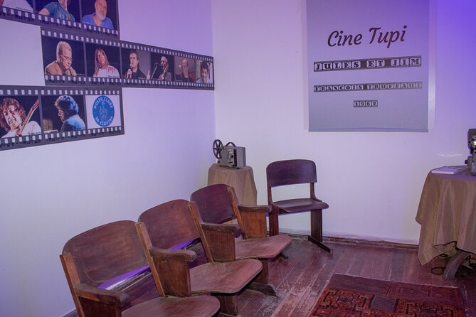 Clube da Esquina Iconographic Exhibition “Because they were called Dreams” - Price and value in Belo Horizonte terms