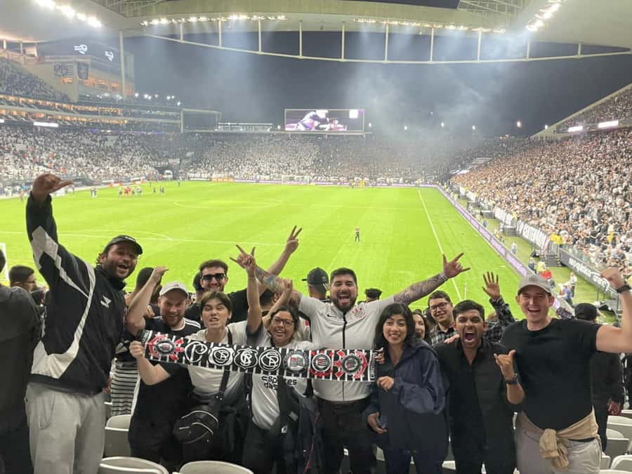 Corinthians Football Game Experience - What Rafael Abranches adds: history lessons and chant translation