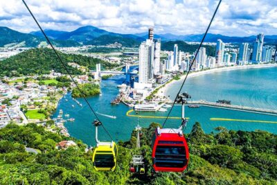 Day tour in Balneário Camboriú and Unipraias Park with Cable Cars
