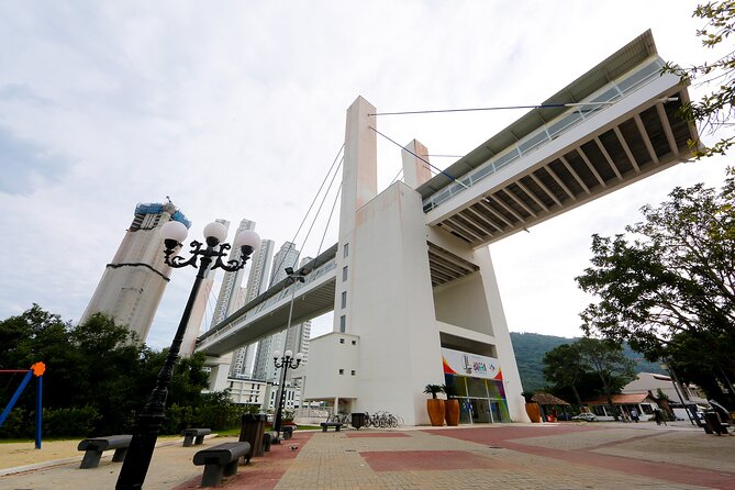Day tour in Balneário Camboriú and Unipraias Park with Cable Cars - Food and pacing: how to use your time without feeling rushed