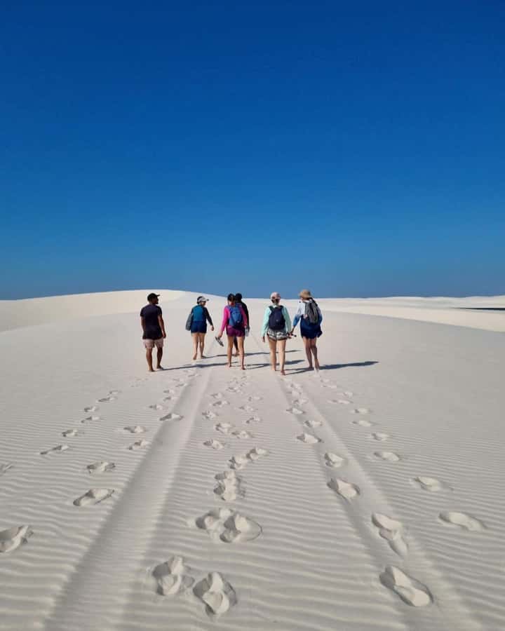 Day trekking in Lençóis Maranhenses - How the day starts: 9 am pickup and the 4x4 to Lagoa Azul