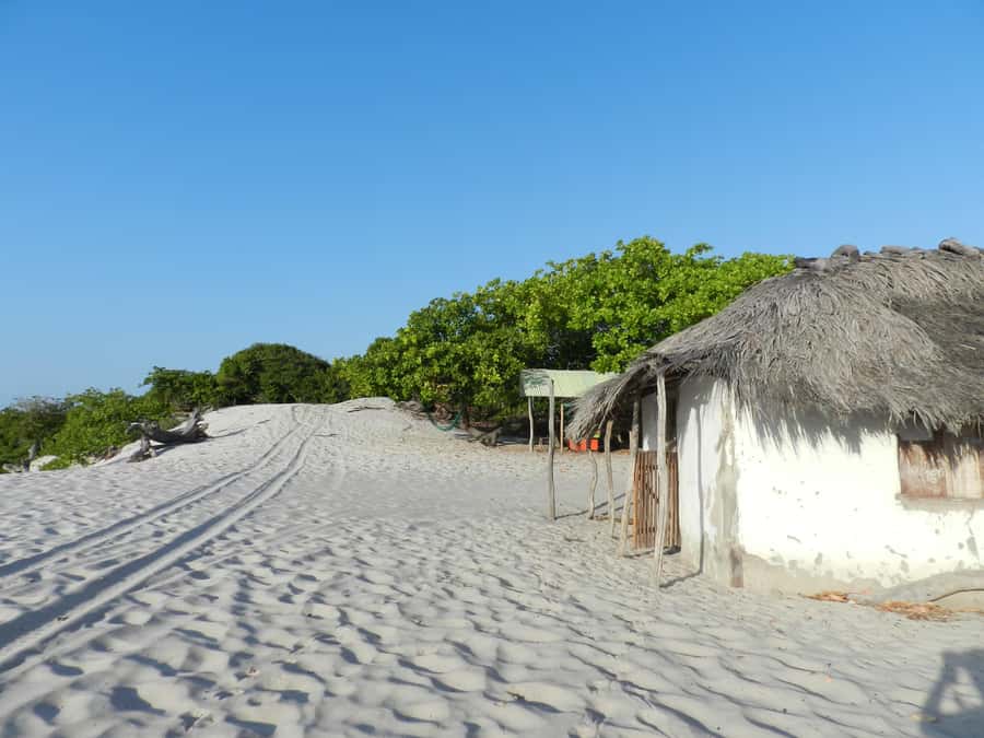 Day trip to Atins through the Lencois Maranhenses - Pickup, ferry crossing, and the first big scenery hit