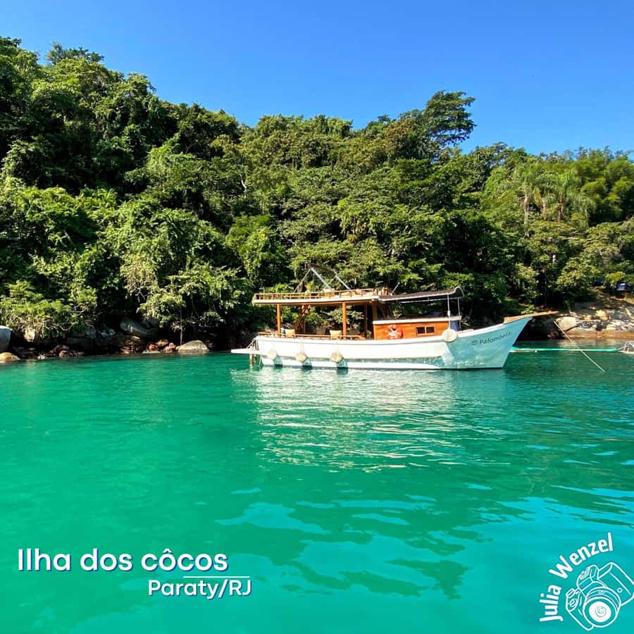 Discover Paraty's Best Islands on an Exclusive Schooner Tour - Praia da Lula: a smaller final beach and great photo timing