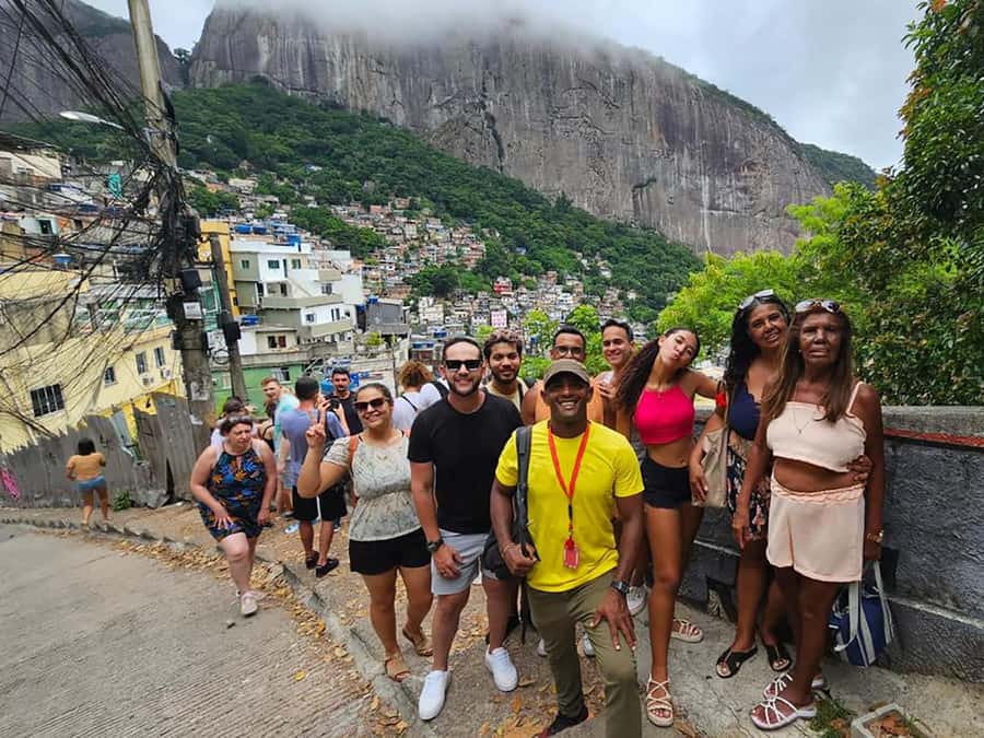 Discover Rocinha: Guided Tour of the Famous Favela - Meeting Residents and Hearing Local Stories