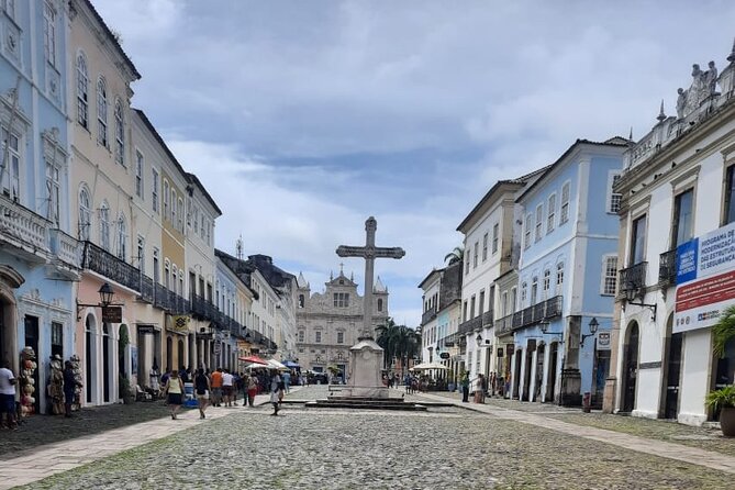 Exclusive & Private Walking Tour in Pelourinho Salvador 3 hours - Cooling Off With Coconut Water, Then Into Pelourinho’s Core